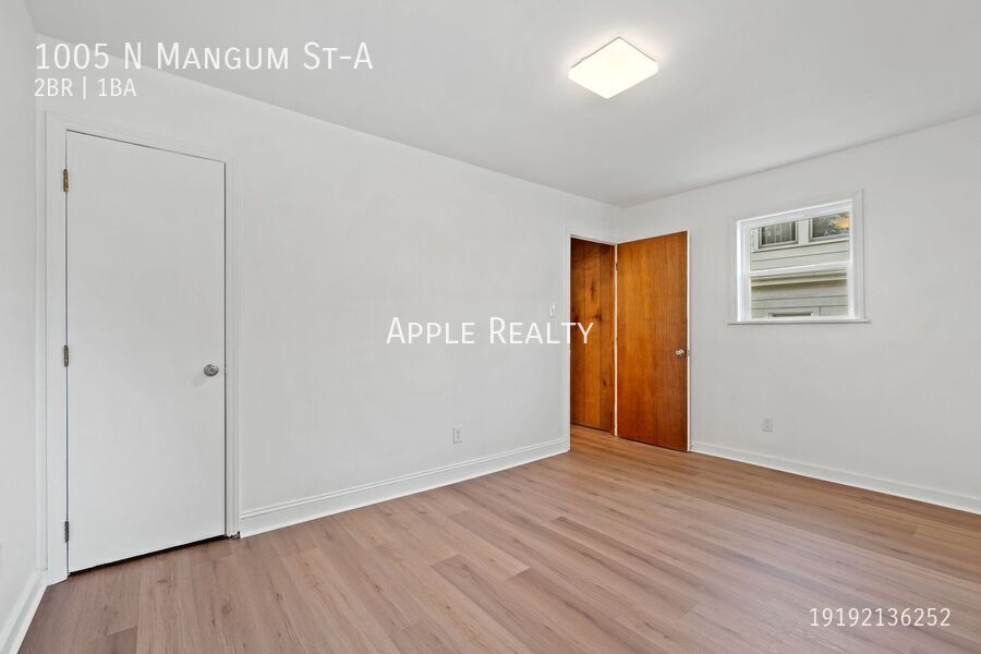 Building Photo - 1005 N Mangum St