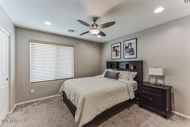 Building Photo - 7657 S Debra Dr