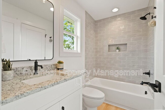 Building Photo - 103 Rayon Dr