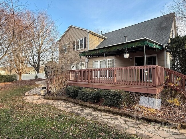 Building Photo - 17115 Grenache Ct