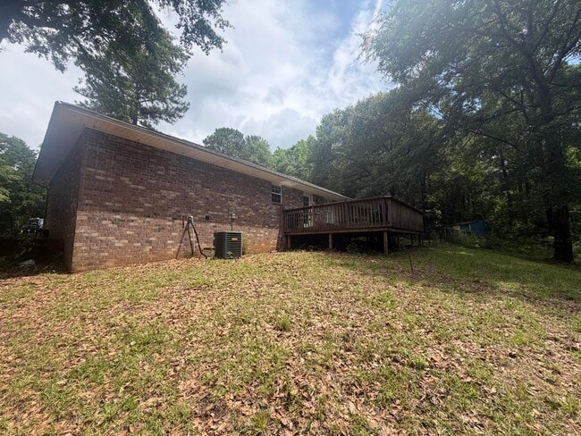Building Photo - 30 Spanish Moss Cir