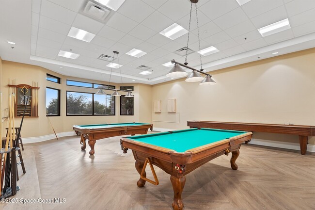 Building Photo - 6858 Toland Dr
