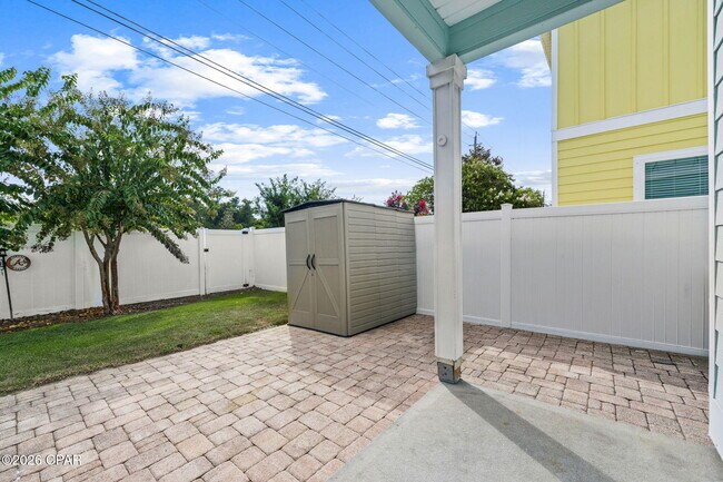 Building Photo - 71 Grayling Way
