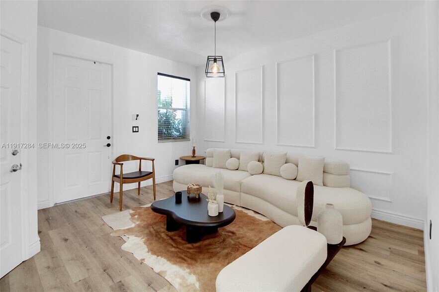 Building Photo - 4362 NW 114th Path