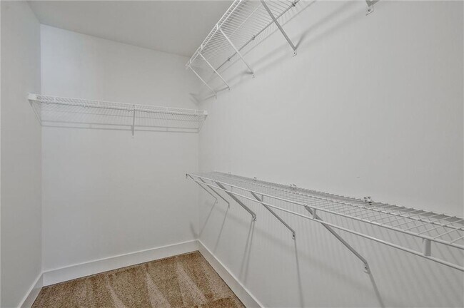 Building Photo - 2235 Mulsanne Dr