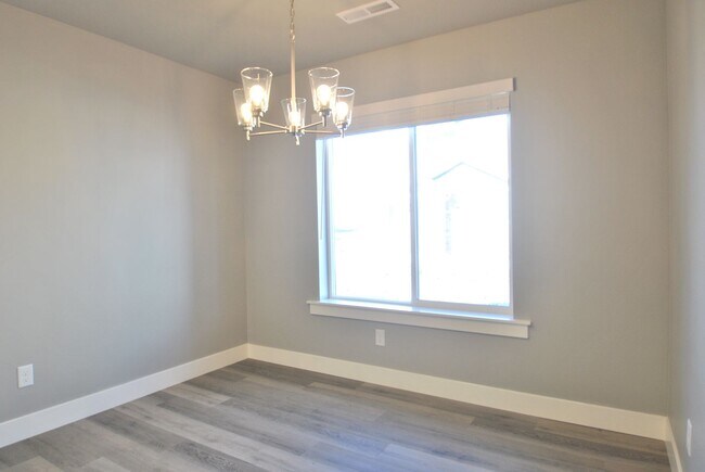 Building Photo - 2211 S 1150 W