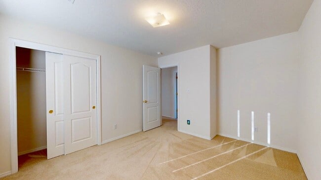 Building Photo - Nice location. 3 Br. 2.5 Ba, 2 CG