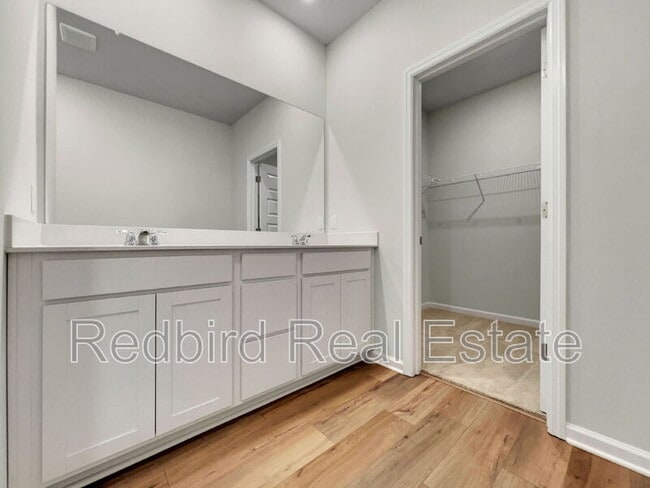 Building Photo - 1611 Manuka Ln