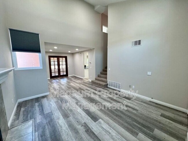 Building Photo - 39739 Creative Dr