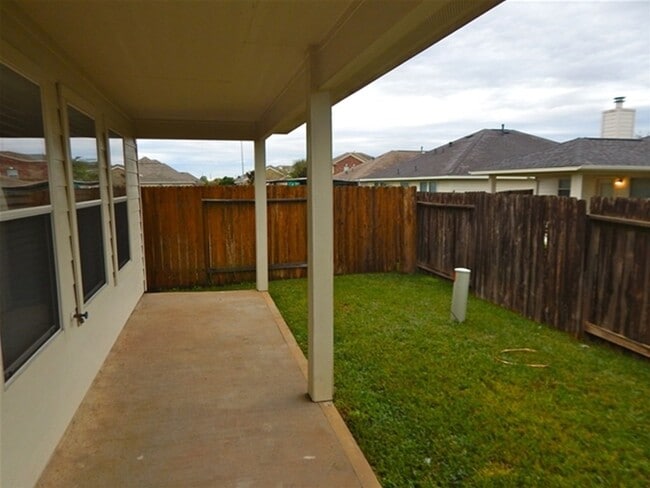 Building Photo - 19414 Dry Canyon Ct