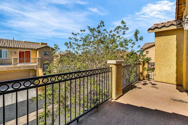 Building Photo - Modern, Guard Gated, and Close to Everything! 3-Bed Townhome Near St. Rose Parkway and Liberty Hi...