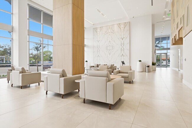 Building Photo - 220 Lake Shore Dr