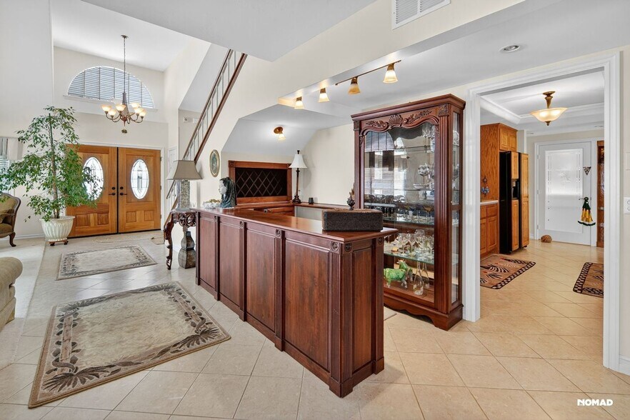 Building Photo - 10317 Oak Ranch Ln