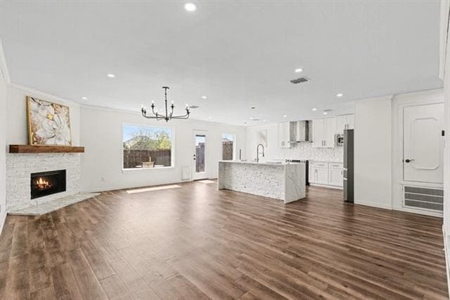 Building Photo - 2710 Gold Hill Dr