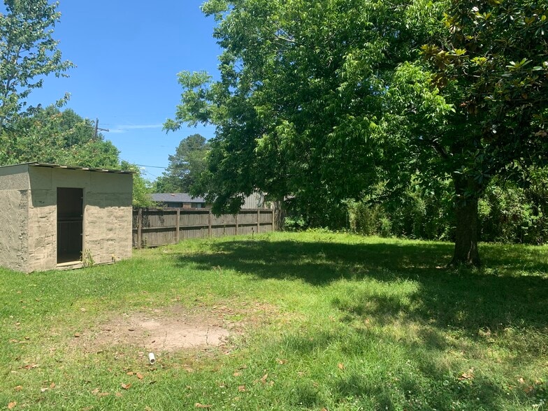 Primary Photo - 2267 Sweetleaf St