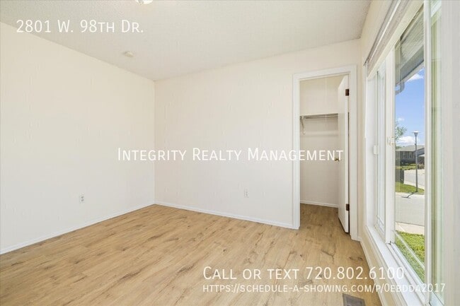 Building Photo - 2801 W 98th Dr