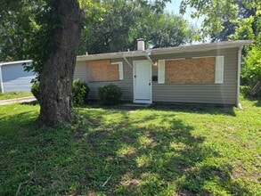 Building Photo - Nice 3BD/1BA