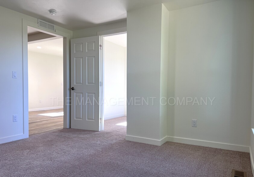 Building Photo - 3536 N 2300 E