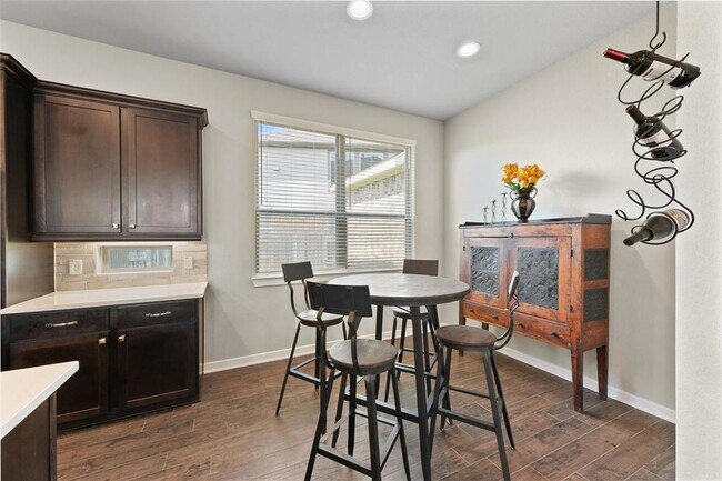 Building Photo - 17040 Shy Leaf Ct