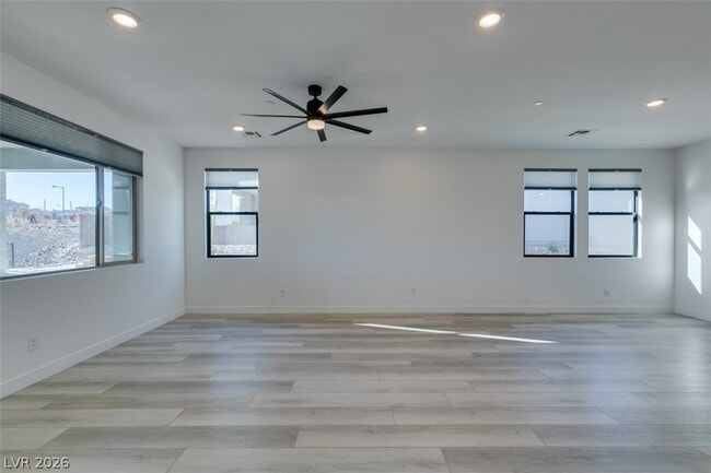 Building Photo - 11537 Cedar Shore Ave