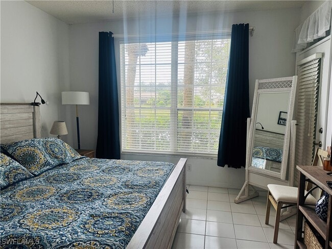 Building Photo - 57 Silver Oaks Cir