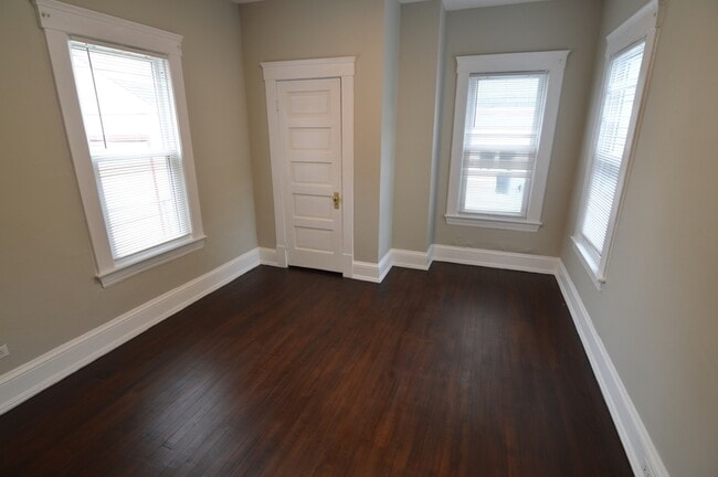 Building Photo - 1533 Spring Garden Ave