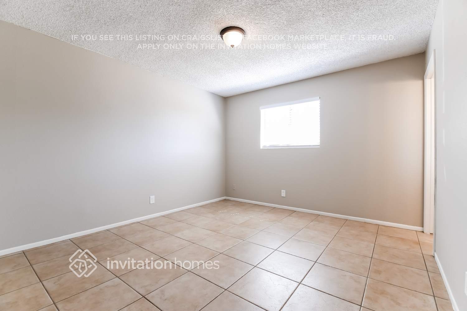 Building Photo - 817 N 95th St