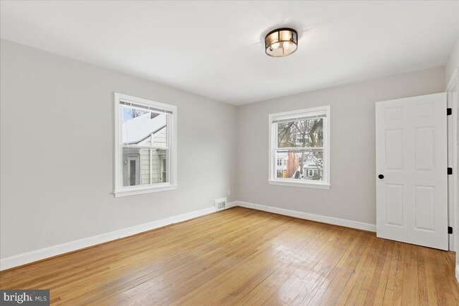 Building Photo - 9704 Lorain Ave