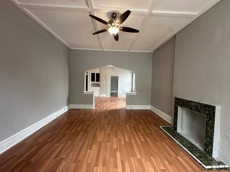 Building Photo - 2668 Nebraska Ave