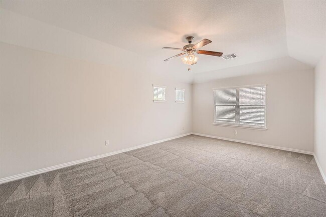 Building Photo - 2416 Lynx Court