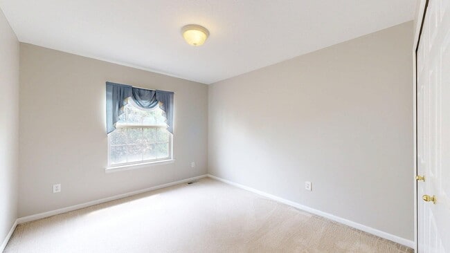 Building Photo - 4890 N Ridgeside Cir