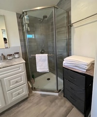 Building Photo - 2509 Bath St