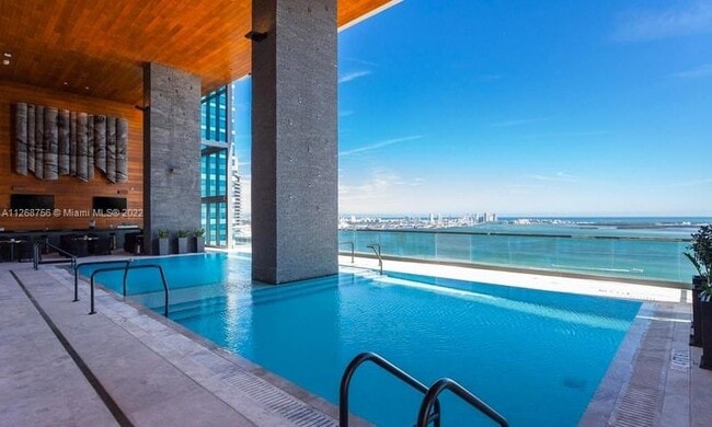 Pool - 1451 Brickell Ave