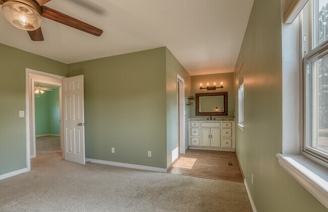Building Photo - 5145 Harvest Rd