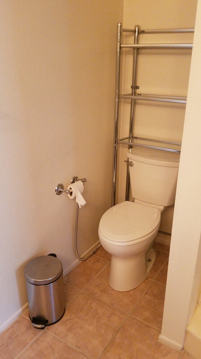 Building Photo - 3857 N Paseo de las Canchas