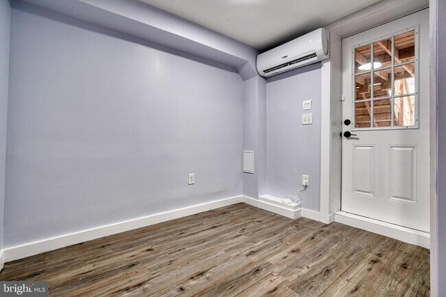 Building Photo - 1125 Washington Blvd