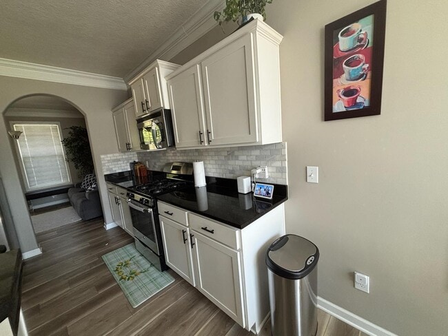 Building Photo - 5821 Marble Creek St