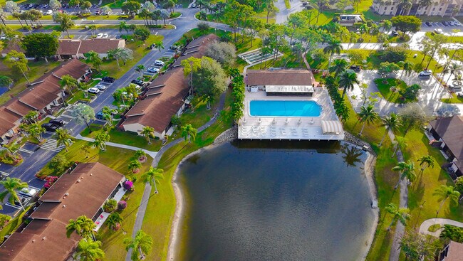 Building Photo - 603 Sea Pine Way