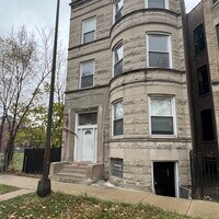 Building Photo - 6611 S Woodlawn Ave