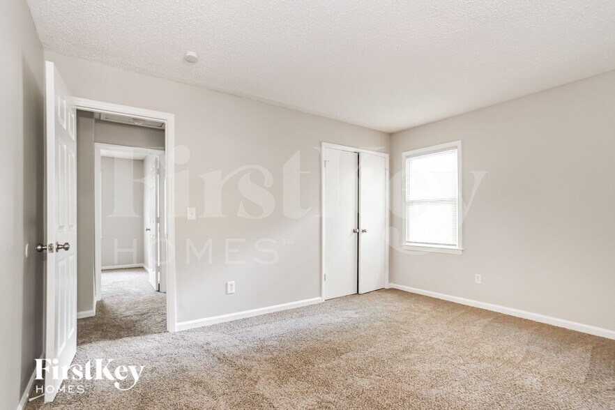 Building Photo - 5721 Trotters Ridge Rd
