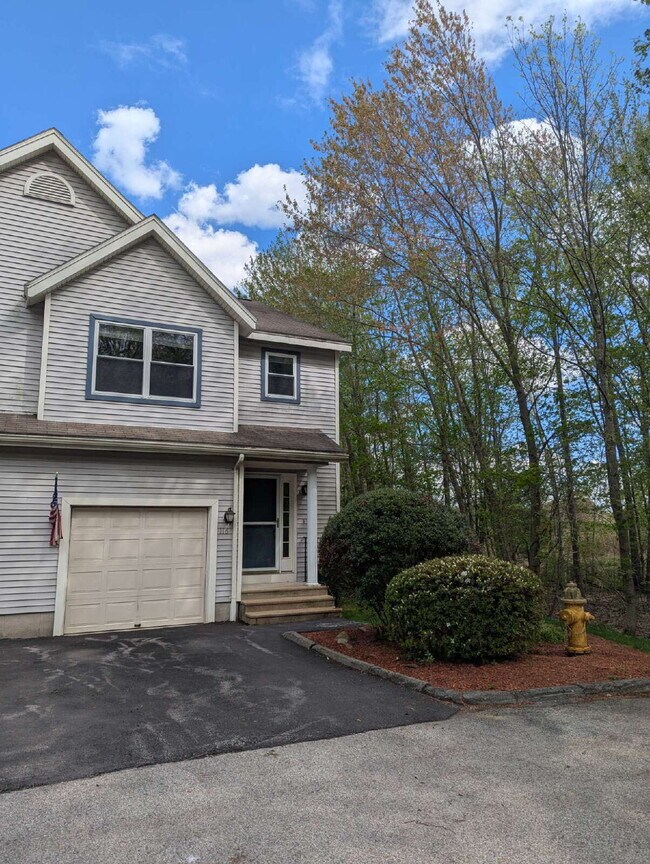 Primary Photo - Immaculate End Unit in Desirable Weatherst...