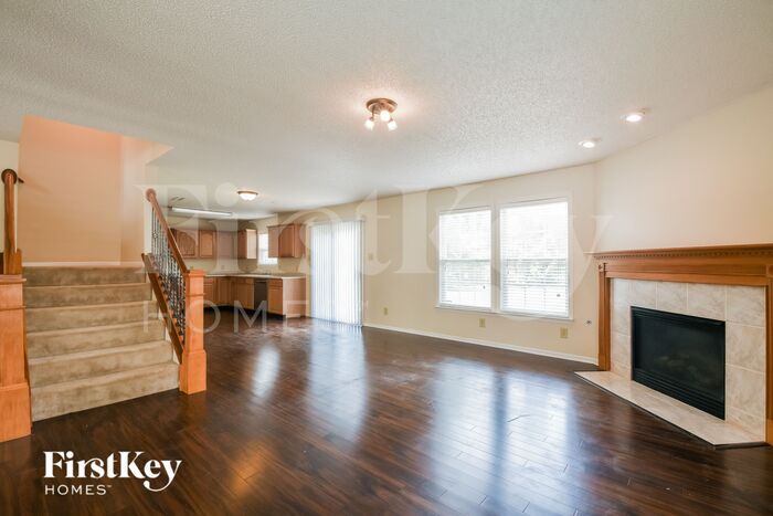Building Photo - 10372 Waveland Cir