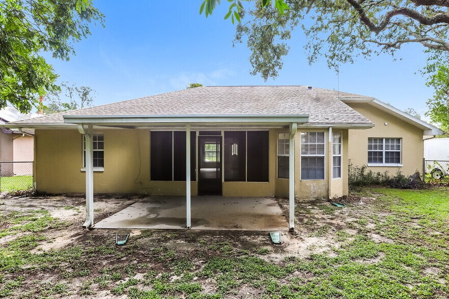 Building Photo - 2461 Statler Ave