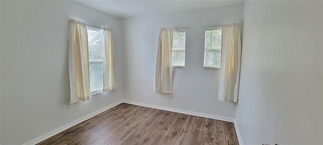 Building Photo - 9543 Maxson Dr