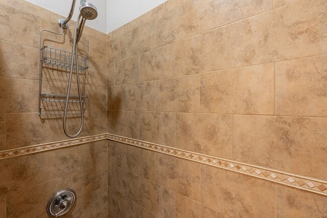 Building Photo - 4 Bedroom, 2.5 Baths with Private Pool!