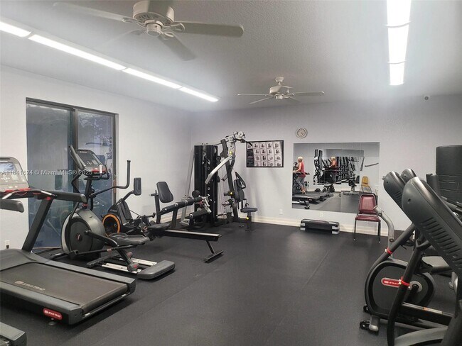 Building Photo - 14575 Bonaire Blvd
