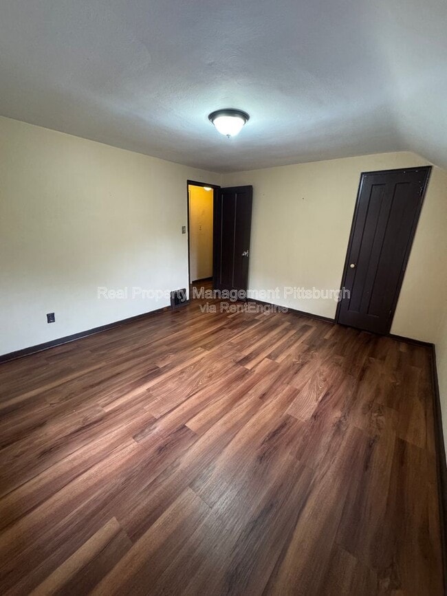 Building Photo - 48 Wenzell Pl