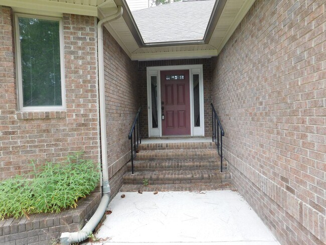 Building Photo - 914 Muirfield Pl