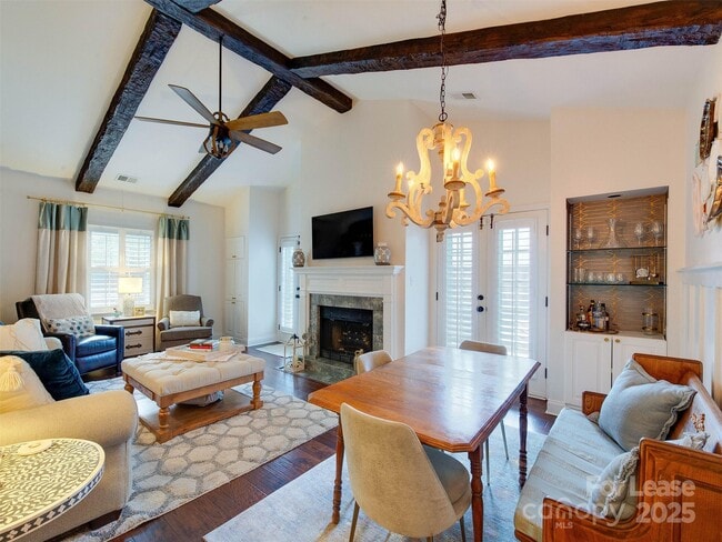 Building Photo - 3806 Selwyn Farms Ln