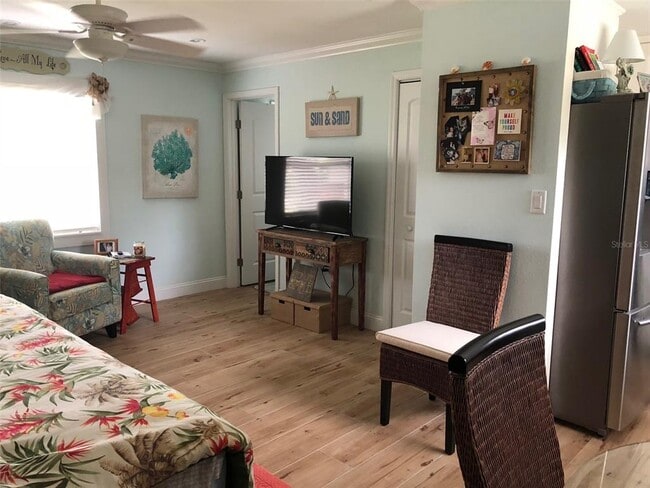 Building Photo - 7555 Magnolia Ave